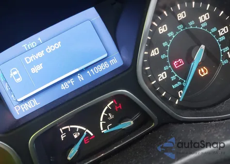 2013 Ford Focus Se z USA, uszkodzony, nr VIN 1FADP3F27DL241765